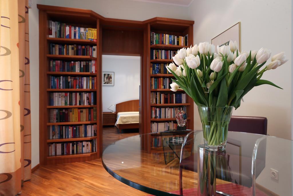 Apartment-oberlaa *